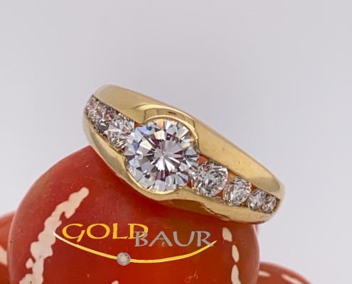 Einkaräter,Brillant Ring, Ring, 750/Gelbgold, Handarbeit